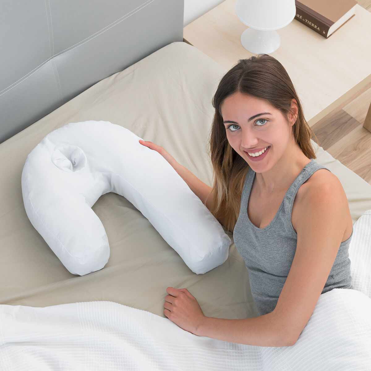 Almofada Ergonómica em U para Dormir de Lado - Image 2