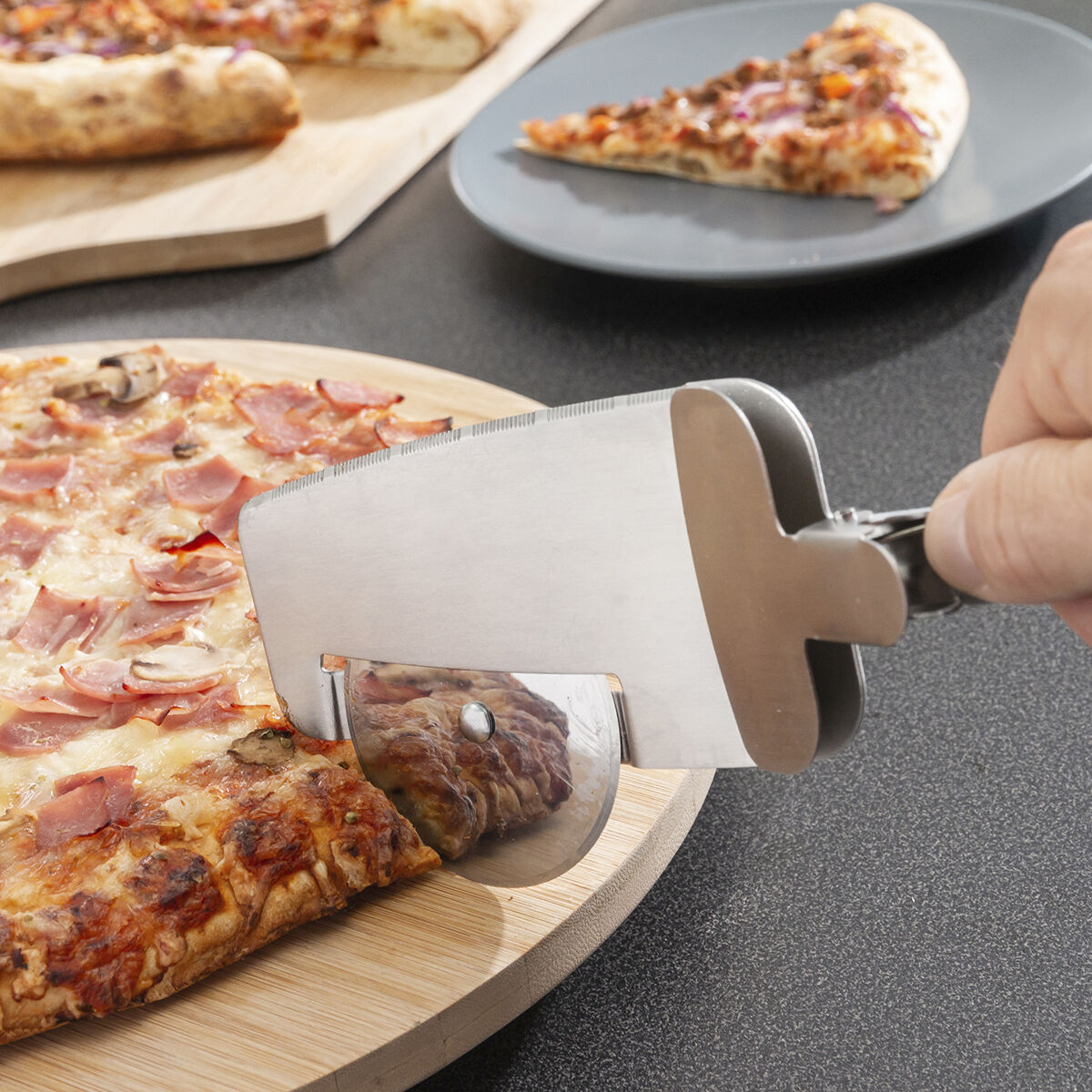 Cortador de Pizza 4 em 1 com Pá e Pinça - Image 2