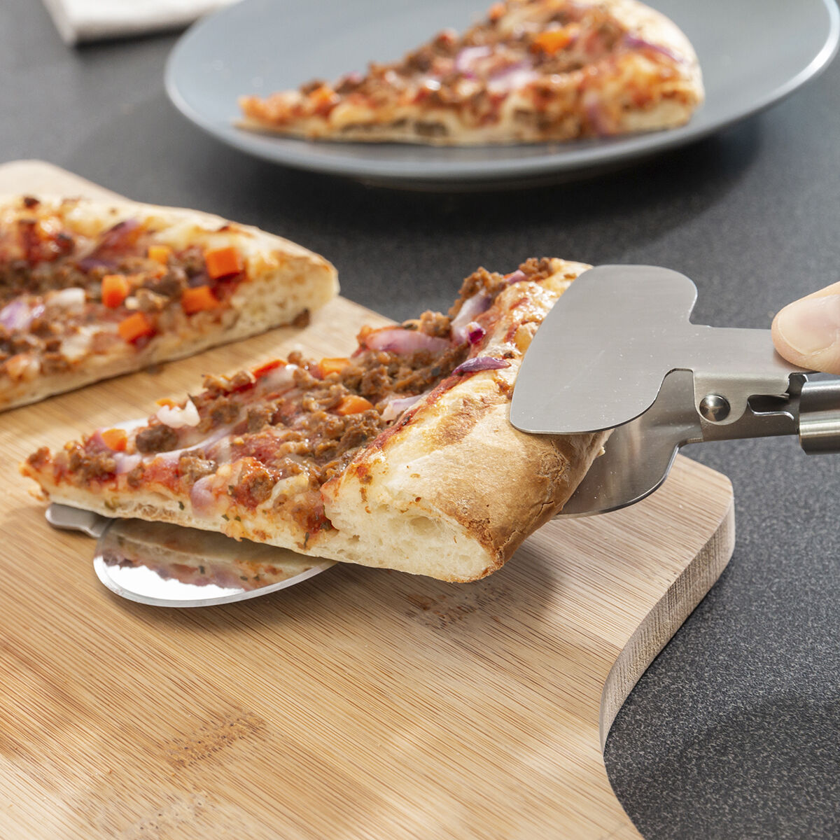 Cortador de Pizza 4 em 1 com Pá e Pinça - Image 3
