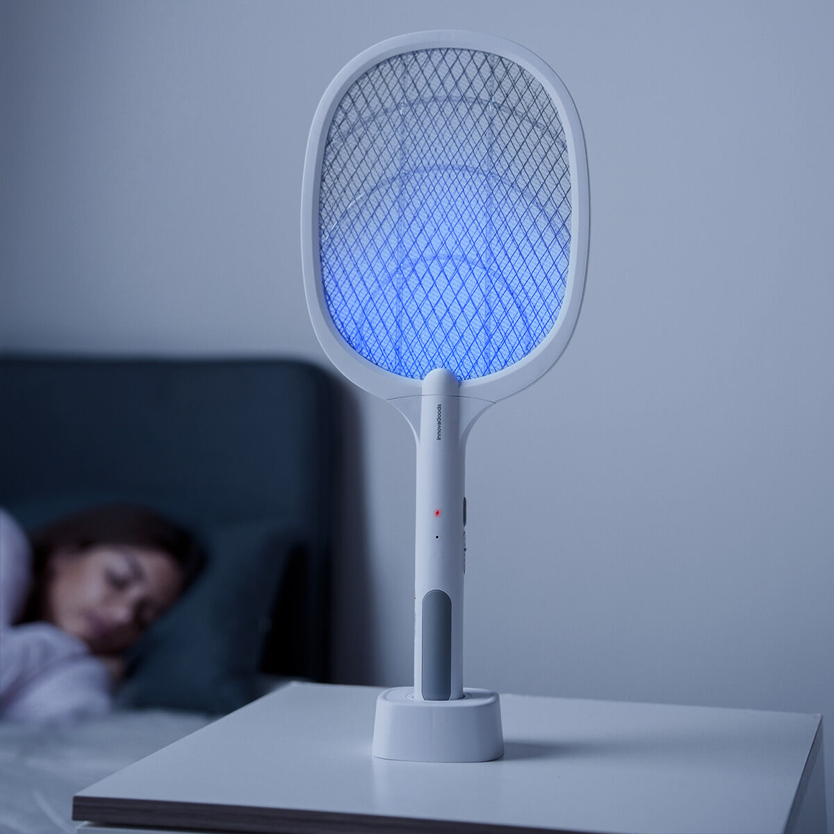 Raquete Mata-Insetos Recarregável com Luz UV 2 em 1 – Grelha 3000 V - Image 2