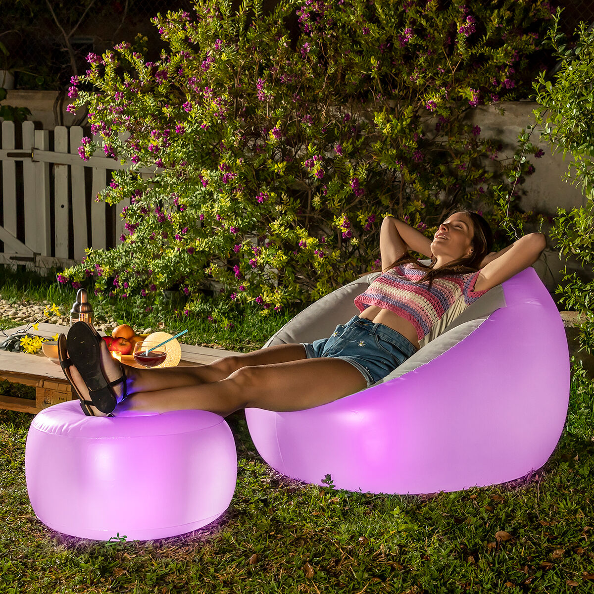 Poltrona Insuflável com LED Multicolor e Controlo Remoto Chight InnovaGoods