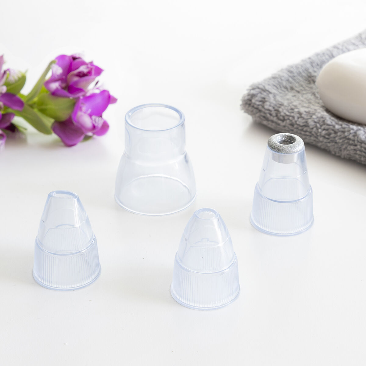 Pack Limpador Facial Elétrico de Pontos Negros e Gel de Limpeza Facial CBD Zenpure 200 ml InnovaGoods