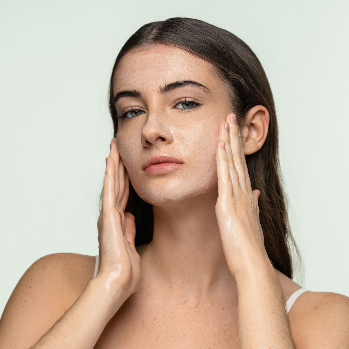 Gel de Limpeza Facial CBD Zenpure InnovaGoods 200 ml